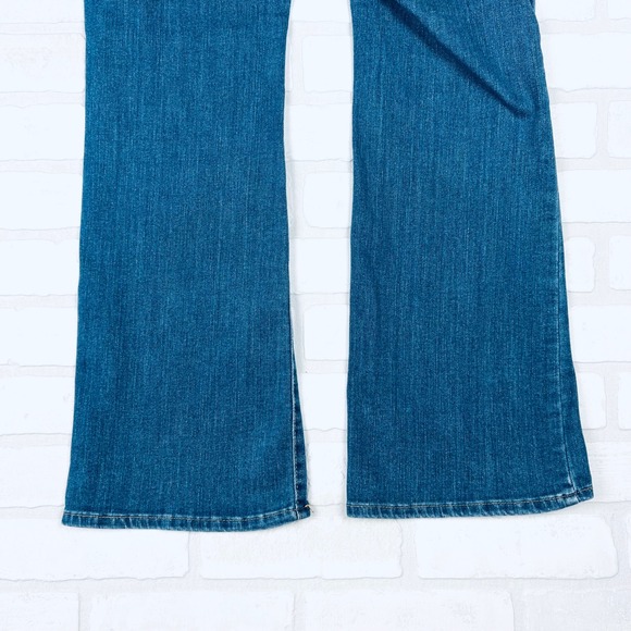 Signature Levi Strauss Womens Mid Rise‎ Bootcut Jeans Blue Denim Size 12M - Picture 13 of 15